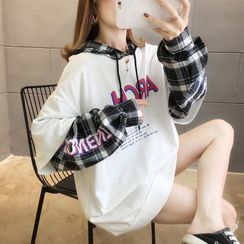 Jewie - Lettering Hood Long-Sleeve T-Shirt Jewie - Lettering Hood Long-Sleeve T-Shirt