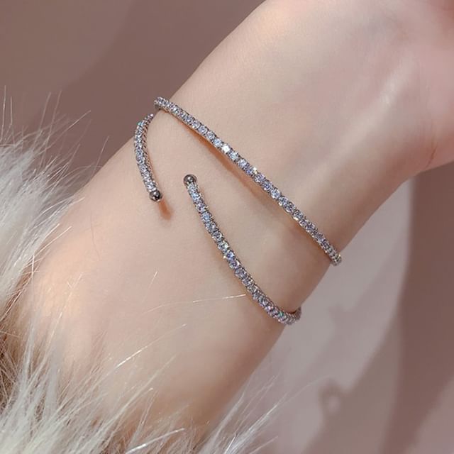 Kiren-Rhinestone Bangle