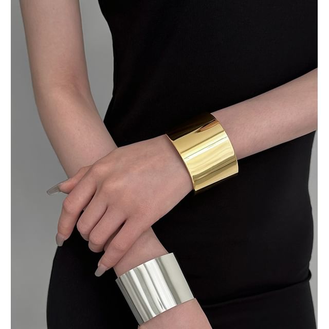 Jael-Alloy Bangle