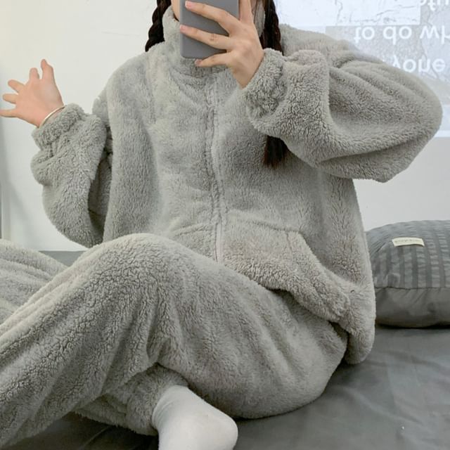 Dazzli - Pajama Set: Long-Sleeve Plain Coral Fleece Zip Jacket +