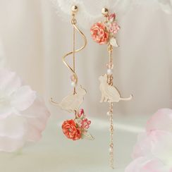 DREN - Cat Dangle Earring DREN - Cat Dangle Earring