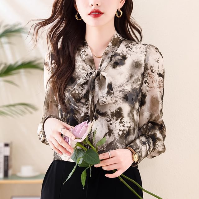 Dragan Pulse-Long-Sleeve Tie Neck Tie Dye Blouse