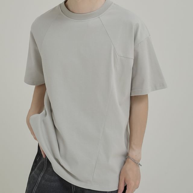 DAZO Studios-Short Sleeve Crew Neck Plain T-Shirt