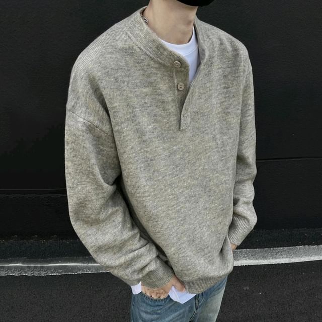 Phoneus-Henley Plain Sweater