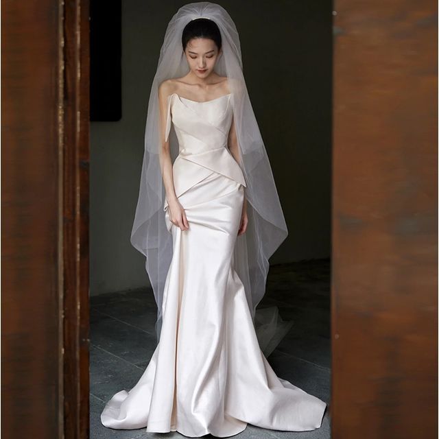 asymmetrical mermaid wedding dress siren