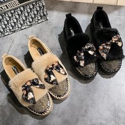 Weiya - Bow Accent Slip-Ons
