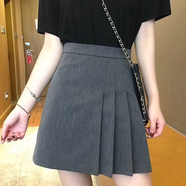 Sisyphi-High Rise Plain Mini A-Line Pleated Skirt