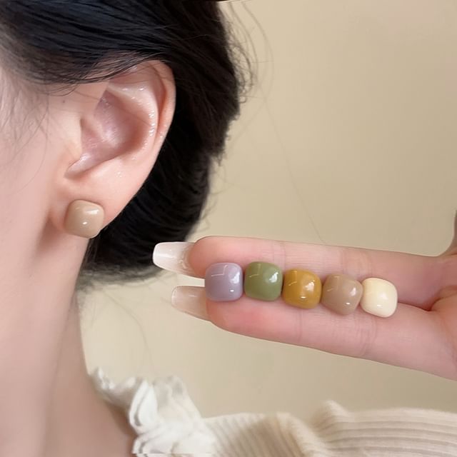 Wandoli-Square Resin Stud Earring