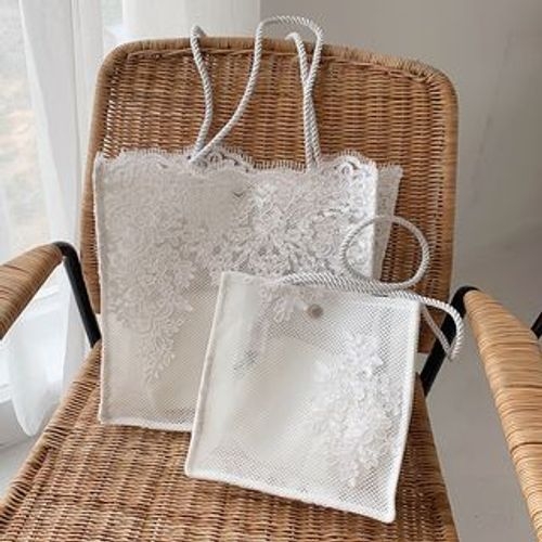 Artisanal Elegance: Handmade Lace Jute Bags in Shillong