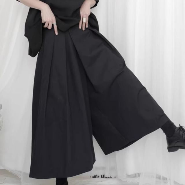 JUN-LEE-Mid Rise Plain Pleated Cropped Wide Leg Pants