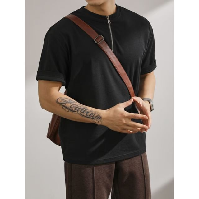 fluffush-Elbow-Sleeve Crew Neck Half-Zip Plain T-Shirt