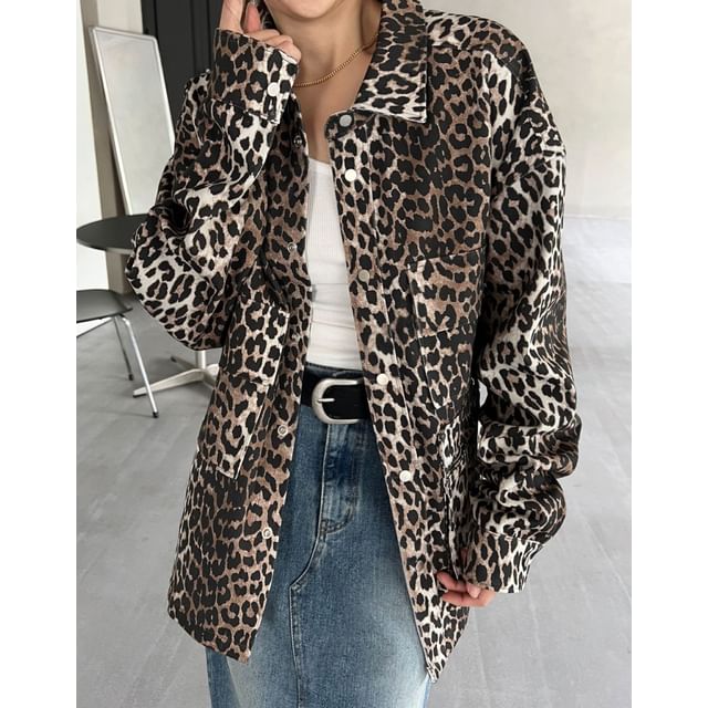 SeoulPop-Leopard Camouflage Loose-Fit Shacket