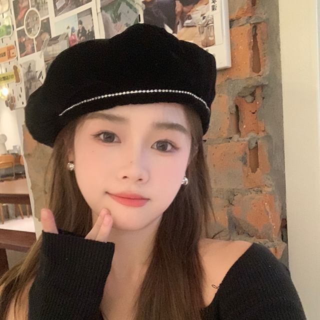 Combon-Rhinestone Velvet Beret