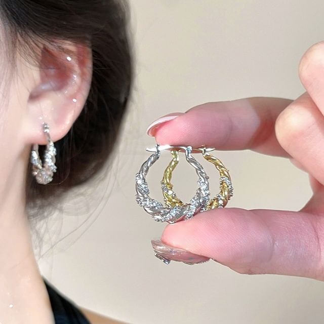Wandoli-CZ Twisted Hoop Earring
