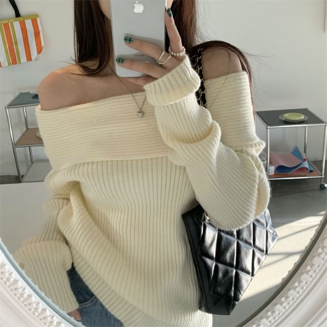 PINPI - Off-Shoulder Sweater