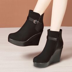 Hannah - Buckled Platform Wedge Ankle Boots
