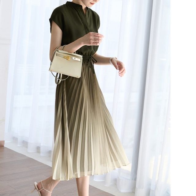Lewwe-Short-Sleeve Gradient Midi A-Line Dress