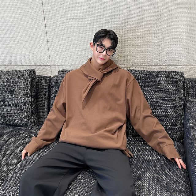 Orungeetun-Collared Plain Sweatshirt