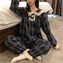 Moon City - Pajama Set: Plaid Top + Pants Moon City - Pajama Set: Plaid Top + Pants
