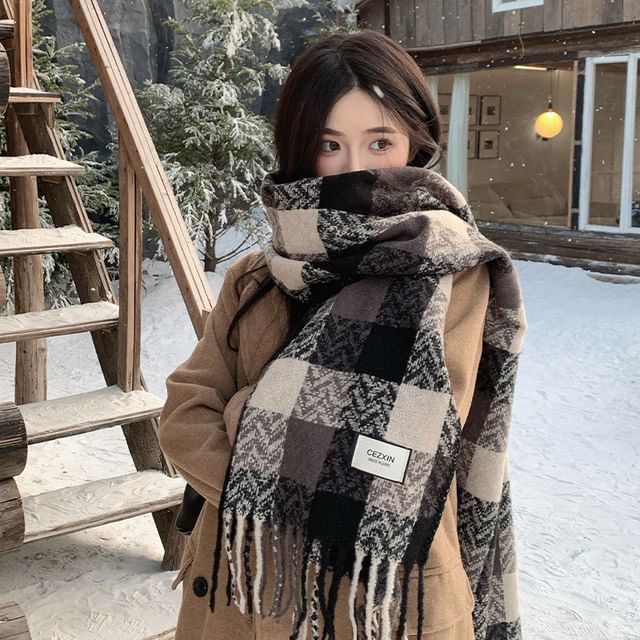 Raconteur-Plaid Fringed Scarf