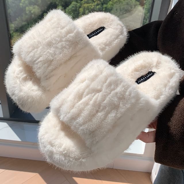 Honkizz-Plain Fluffy Platform Home Slippers