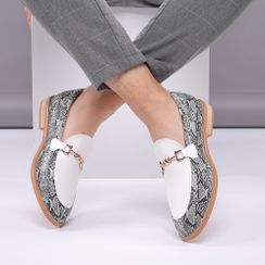 Taragan - Snake Print Block Heel Loafers Taragan - Snake Print Block Heel Loafers