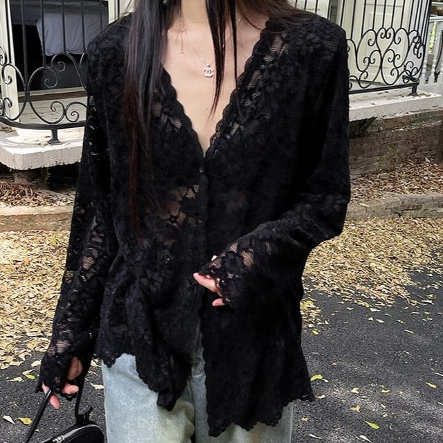 Essere-Long-Sleeve V-Neck Lace Button-Up Top