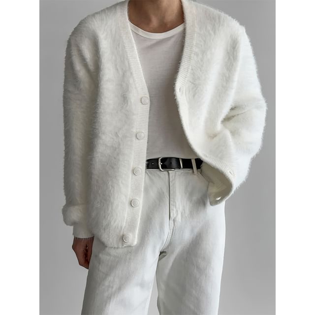 Okwano-V-Neck Plain Cardigan