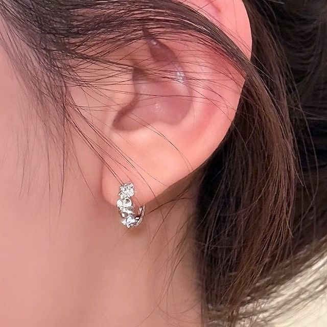A-ROCH-925 Sterling Silver Rhinestone Huggie Earring