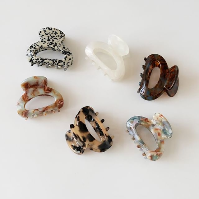 Allyrinta-Resin Hair Claw