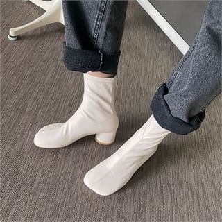 MONOBARBI-Square-Toe Cylinder-Heel Sock Boots