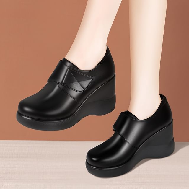Freesia-Adhesive Strap Platform Wedge Loafers