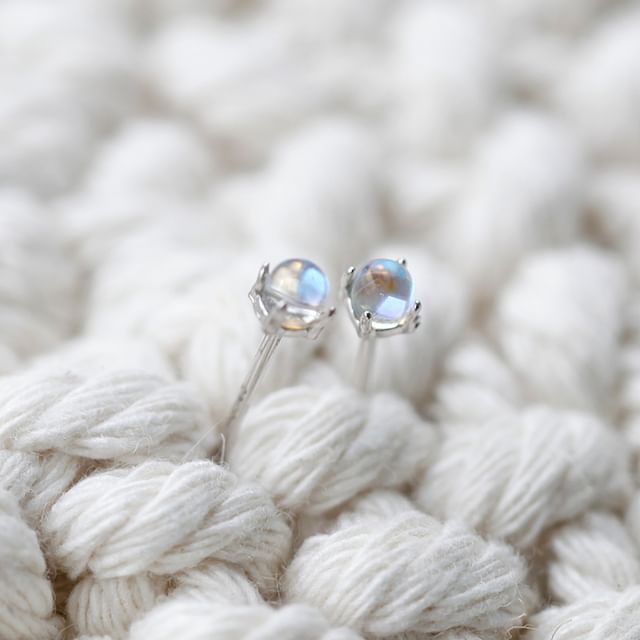 Dashiro-Ball Stud Earring