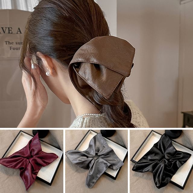 Ordinario-Plain Faux Leather Scrunchie