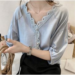 Kolopara - 3/4-Sleeve Lace Trim Blouse Kolopara - 3/4-Sleeve Lace Trim Blouse