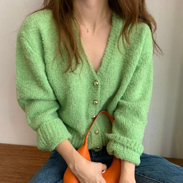 Coris-V-Neck Plain Crop Cardigan