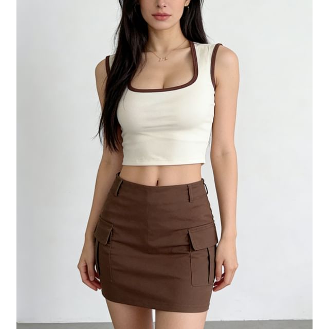 Sosana-Contrast Trim Crop Tank Top