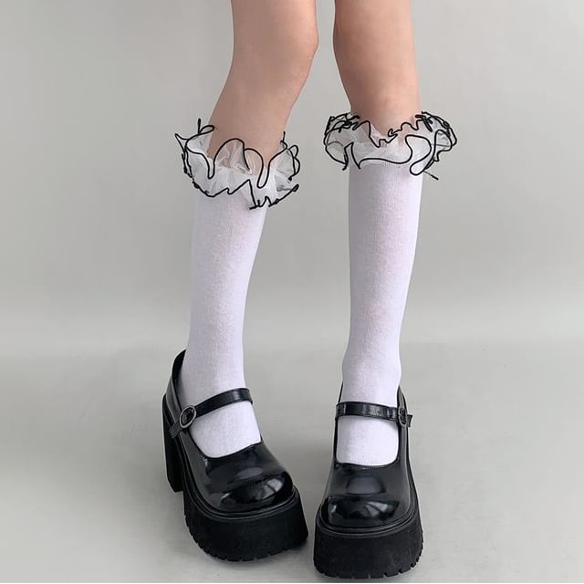 Desperim-Ruffle Trim Socks