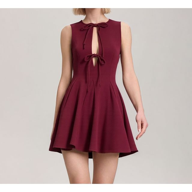 Asiris-Sleeveless Cutout Plain Mini A-Line Dress