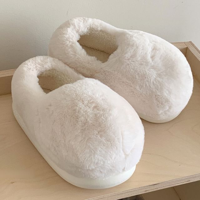 Honkizz-Plain Fluffy Home Slippers