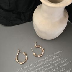 Calypso - Twisted Alloy Hoop Earring Calypso - Twisted Alloy Hoop Earring