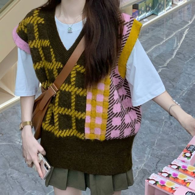 Saccharine Plaid Sweater Vest YesStyle