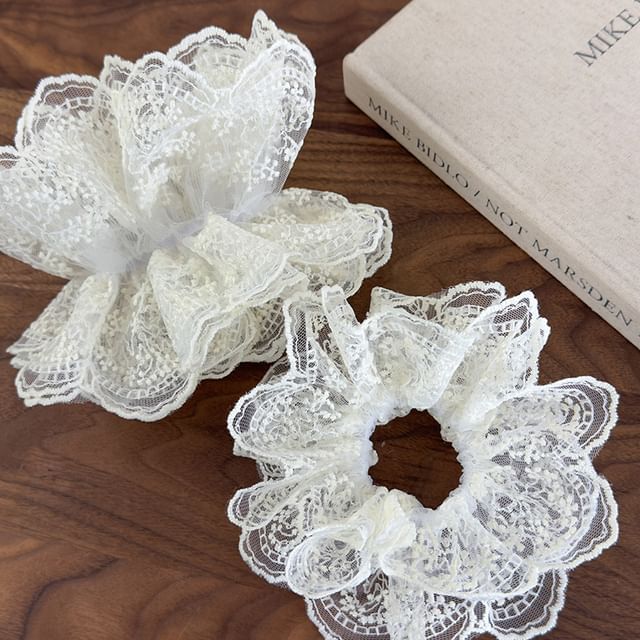 Kayochs-Lace Layered Scrunchie