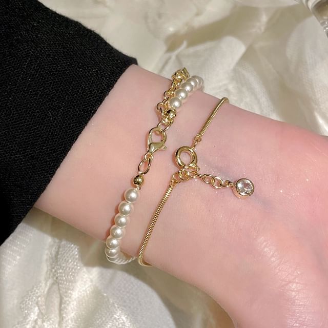 Jael-Faux Pearl Chain Bracelet