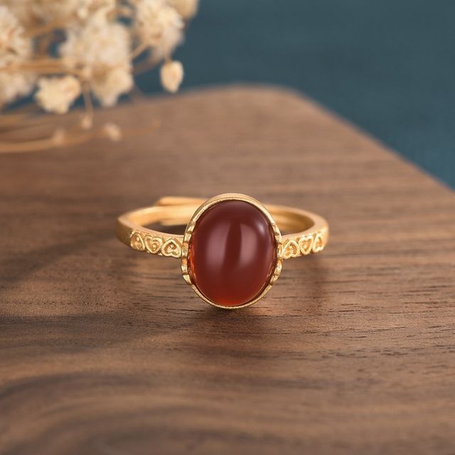 Vaje-Embossed Agate Ring
