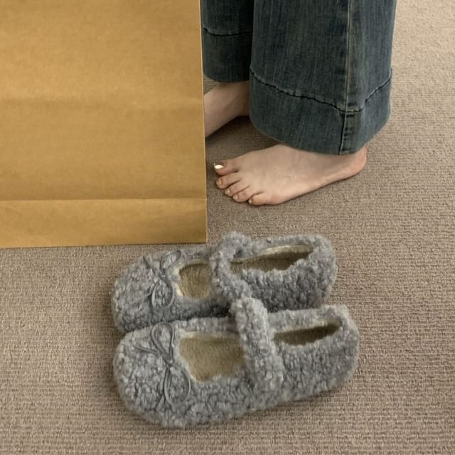 Karlao-Furry Plain Mary Jane Shoes