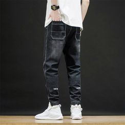 Andrei - Label Tag Jogger Jeans Andrei - Label Tag Jogger Jeans
