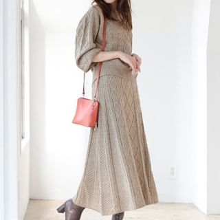 Supernova-Set Round Neck Cable Knit Sweater Elastic Waist Midi A-Line Skirt