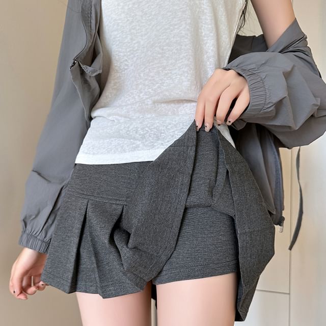 Mikiko - Mid Rise Panel Accordion Pleat A-line Sports Mini Skirt