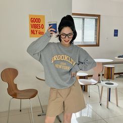 FROMBEGINNING - Varsity Letter Sweatshirt FROMBEGINNING - Varsity Letter Sweatshirt